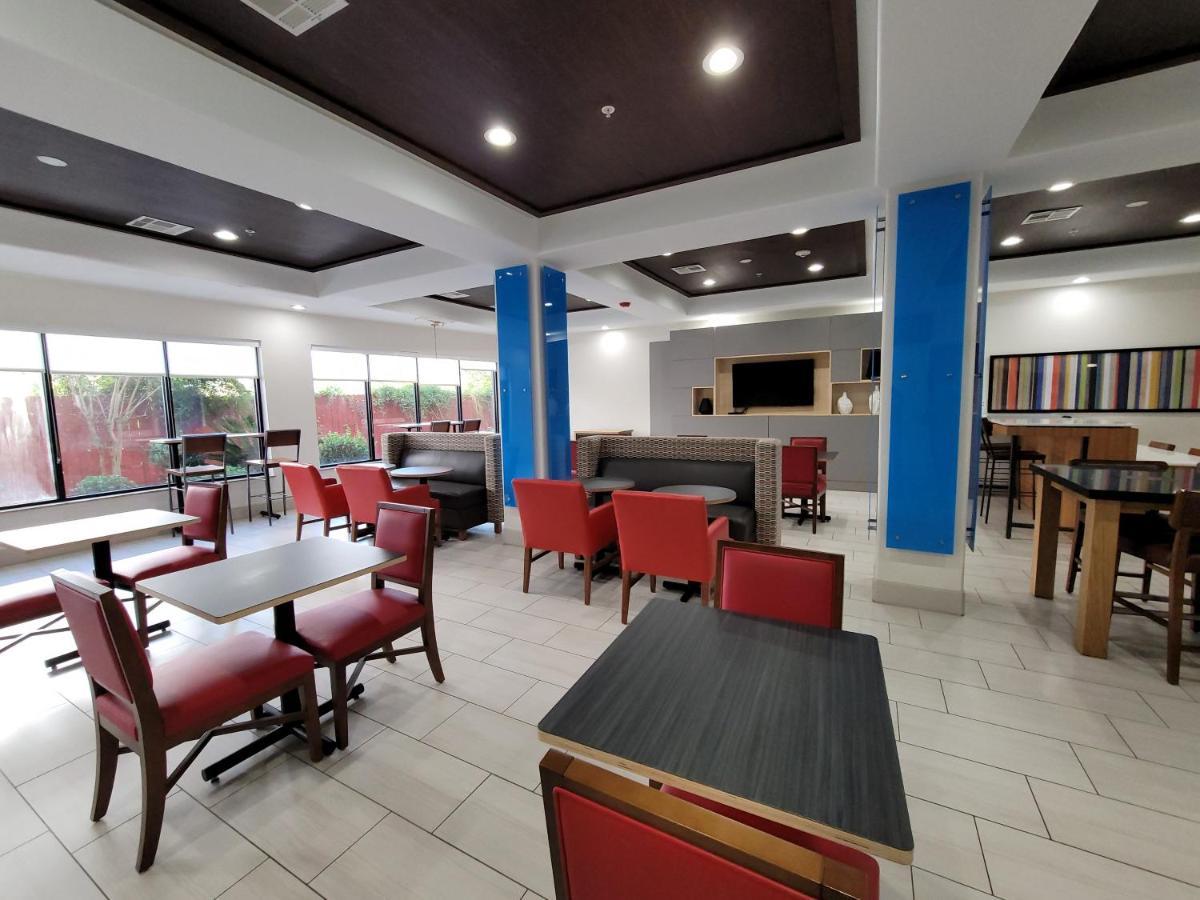 Holiday Inn Express Hotel & Suites Vidor South, An Ihg Hotel Esterno foto